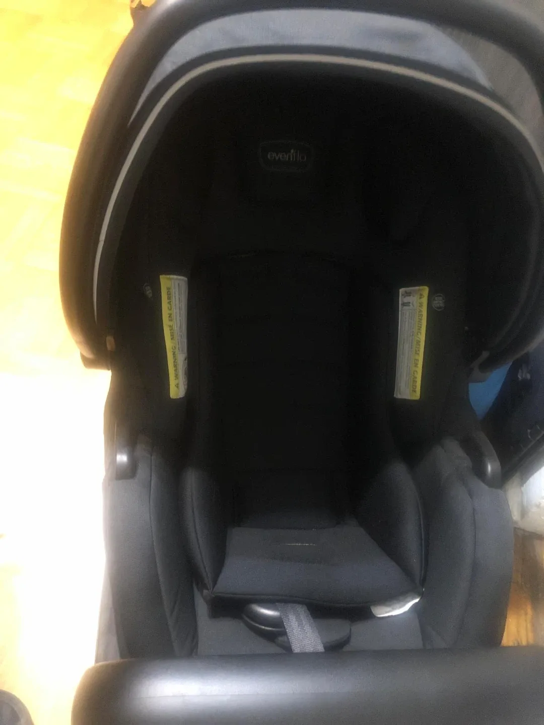 Evenflo Infant Car Seat - Black image indicator(5)