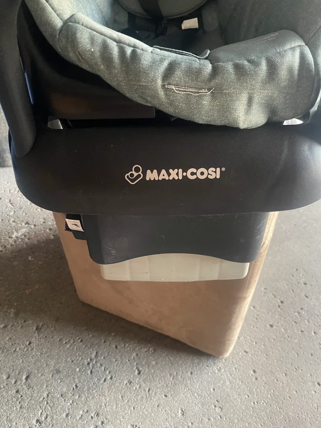 Maxi-Cosi Mico Max 30 Infant Car Seat image indicator(7)