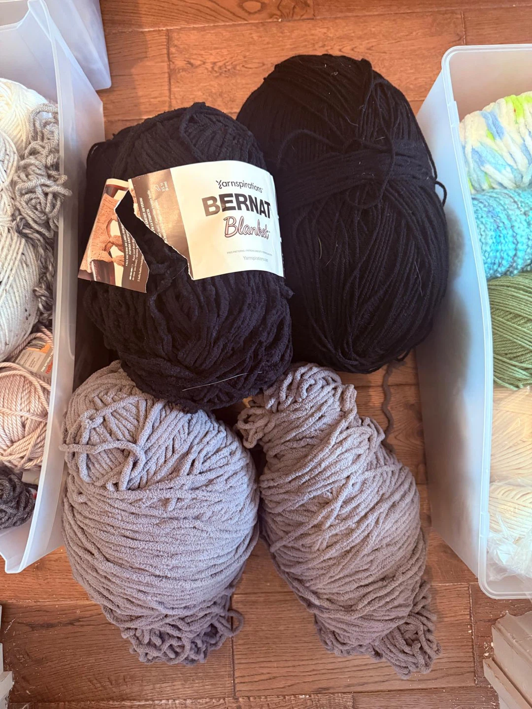 Yarn Lot - Assorted Colors & Textures - photo 4