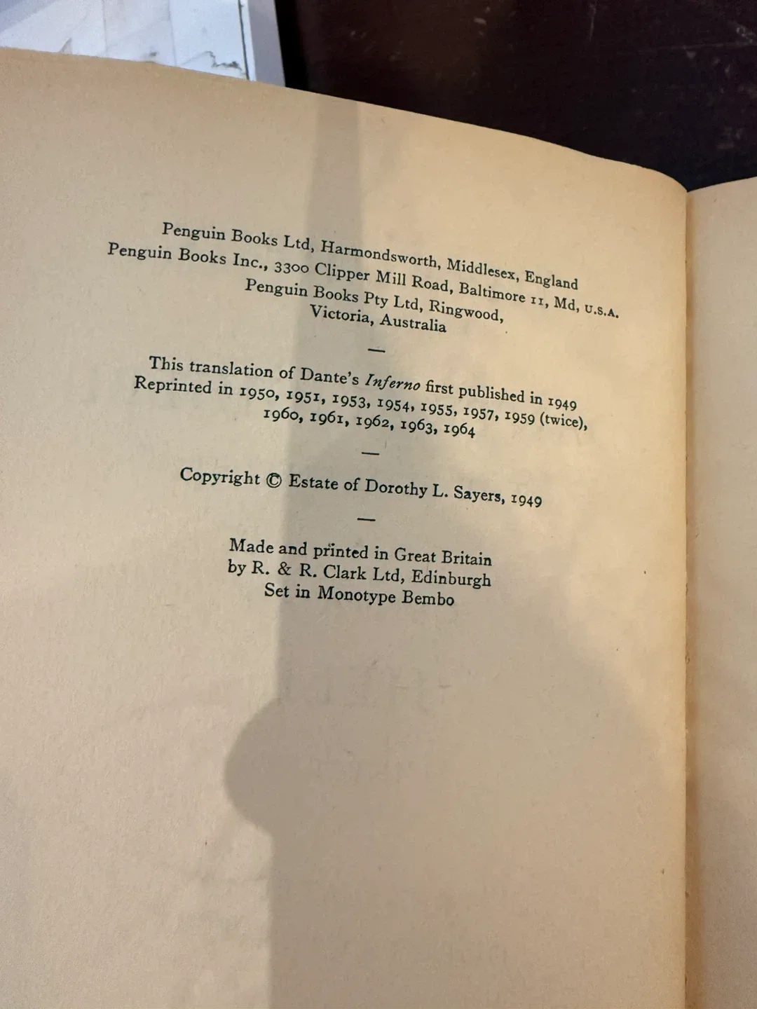 Penguin Classics: Dante's Divine Comedy Trilogy image indicator(2)