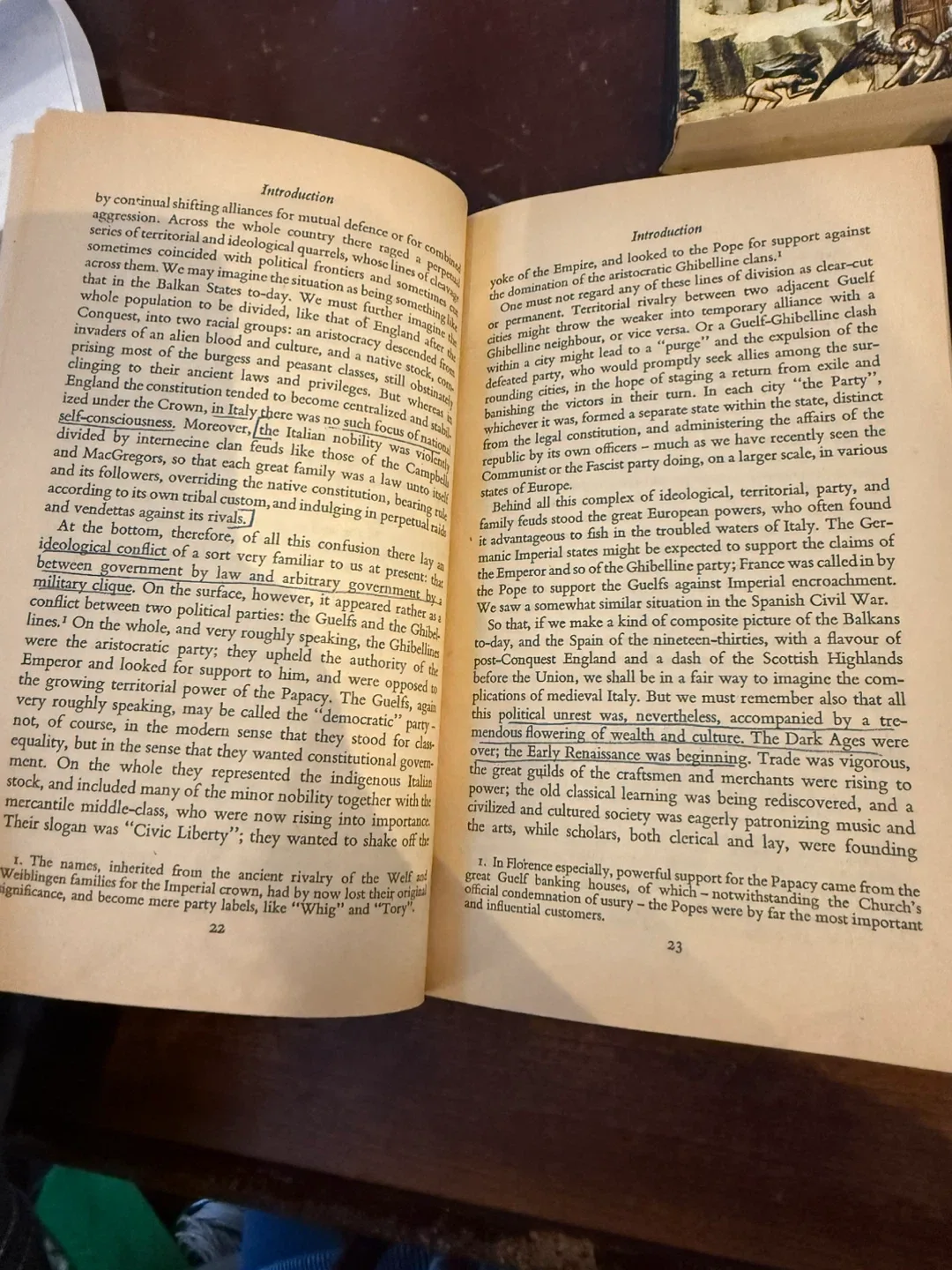 Penguin Classics: Dante's Divine Comedy Trilogy image indicator(3)