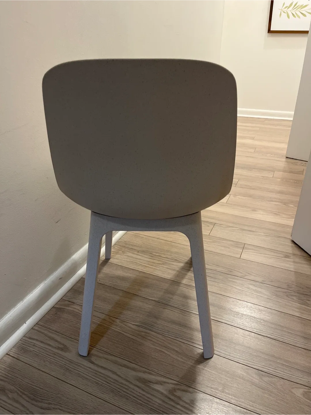 IKEA Nilsolle Chair - Light Beige image indicator(3)
