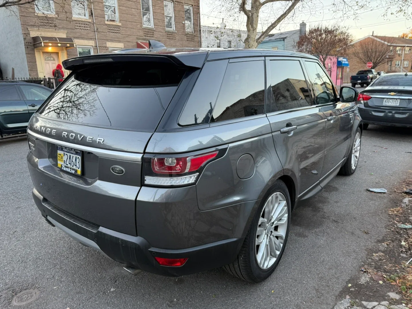 2017 Gray Land Rover Range Rover Sport image indicator(4)