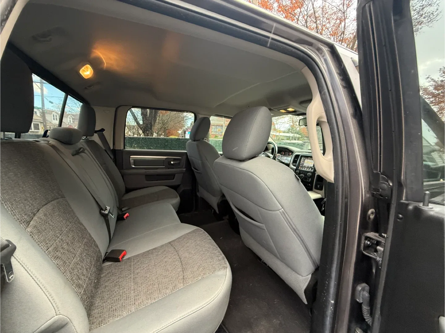 2017 RAM 1500 Truck image indicator(5)