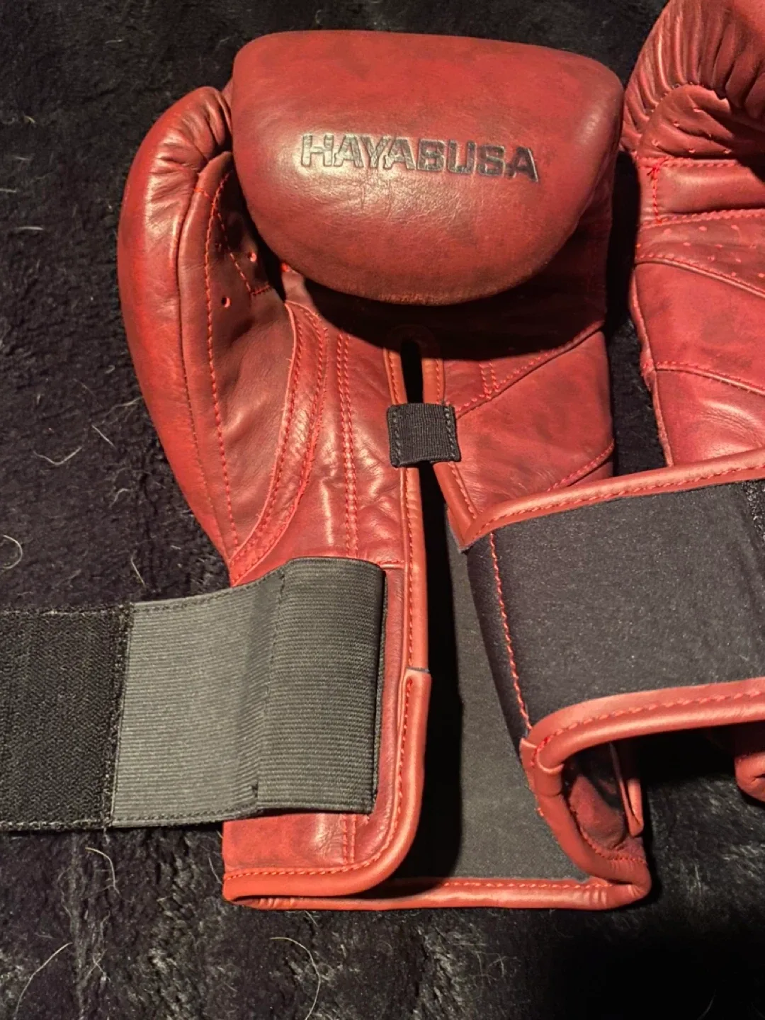 Hayabusa T3 LX Boxing Gloves - 16oz image indicator(7)