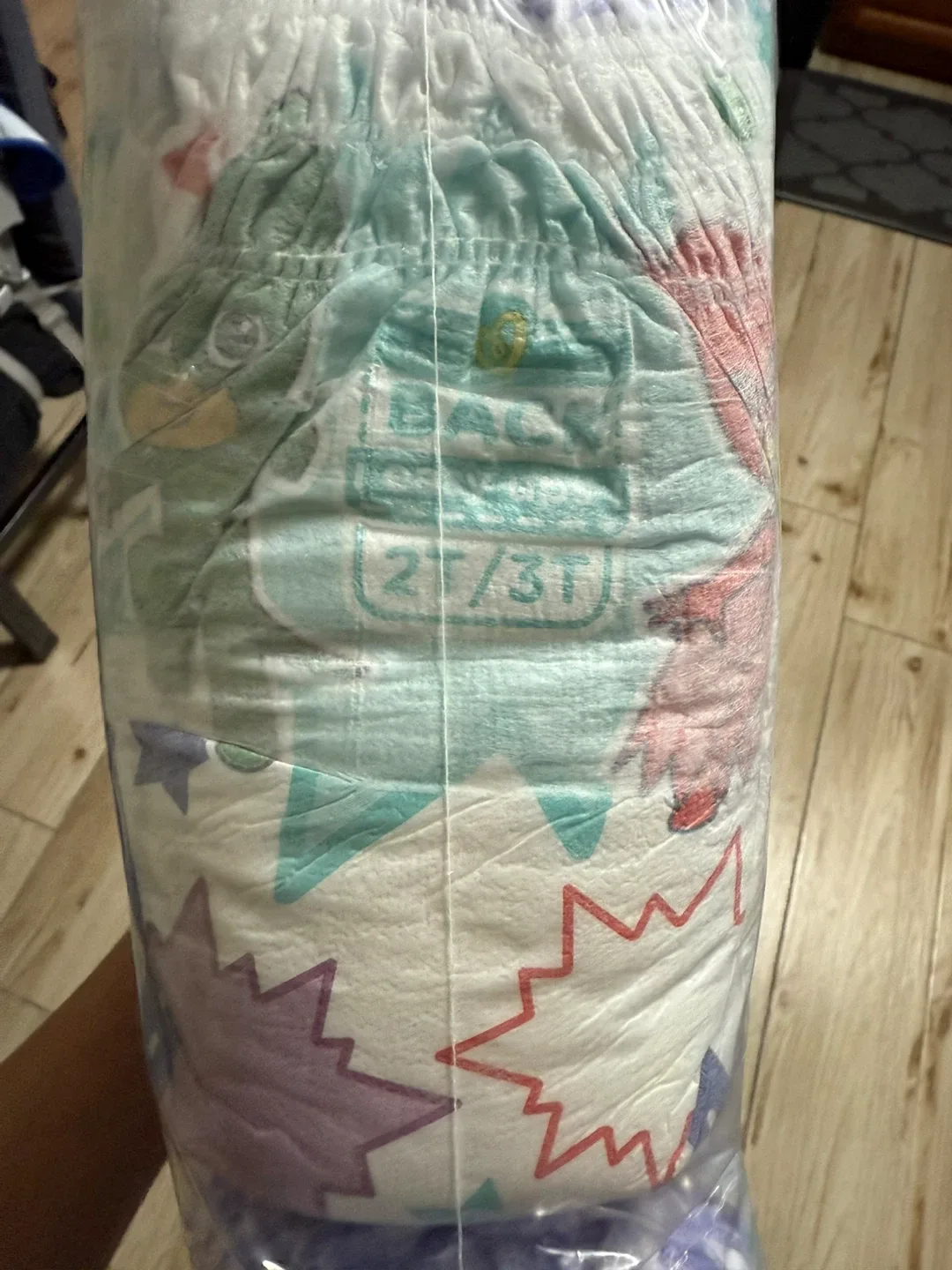 NEW Pampers Baby-Dry Diapers Size 2/3T 56pcs image indicator(2)