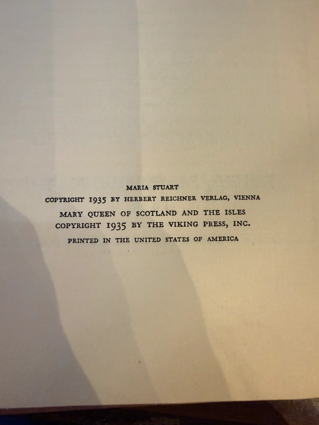 Antique Book: Mary Queen of Scotland and the Isles - photo 4