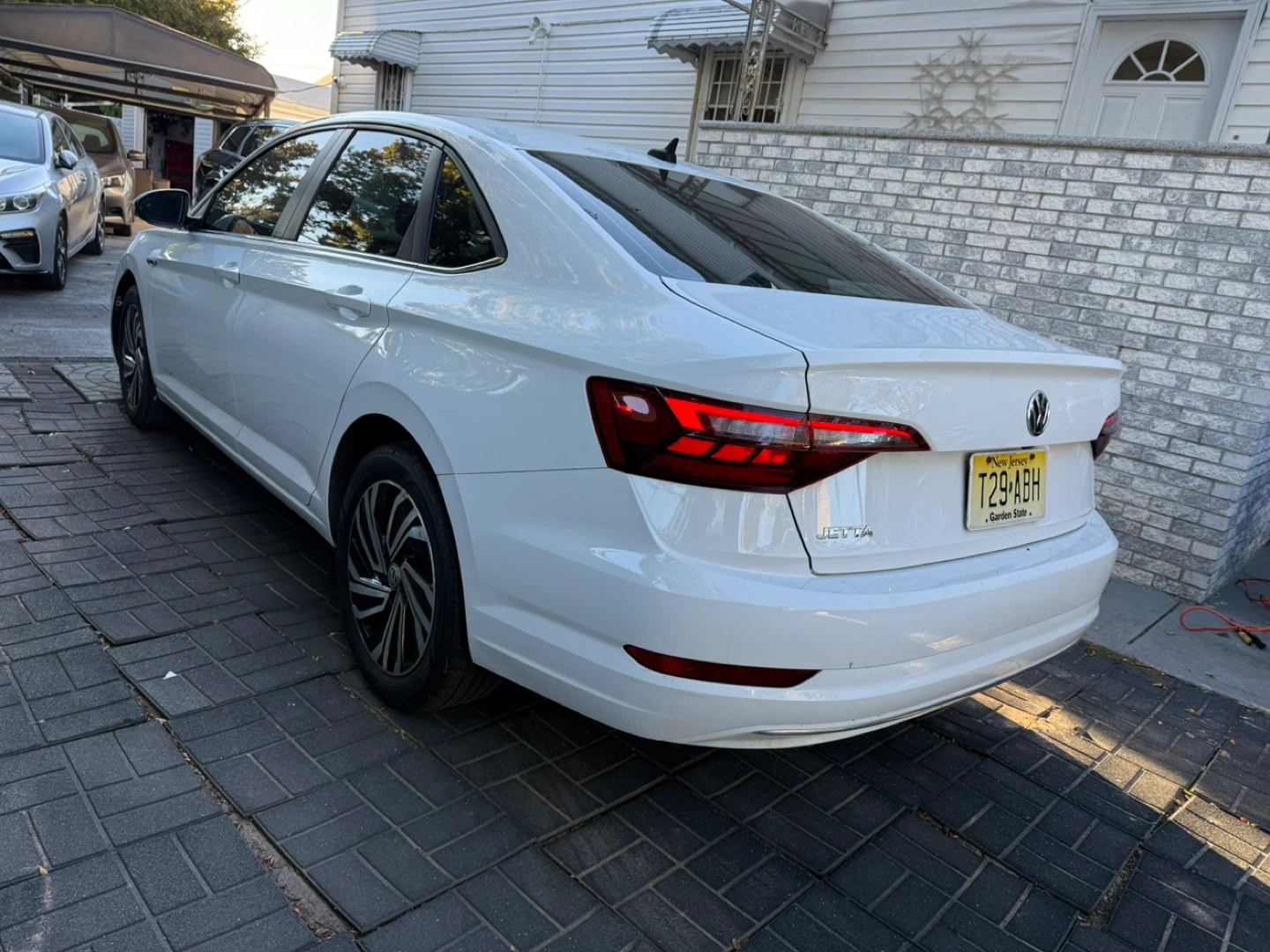 2021 White Volkswagen Jetta Sedan SEL - photo 4