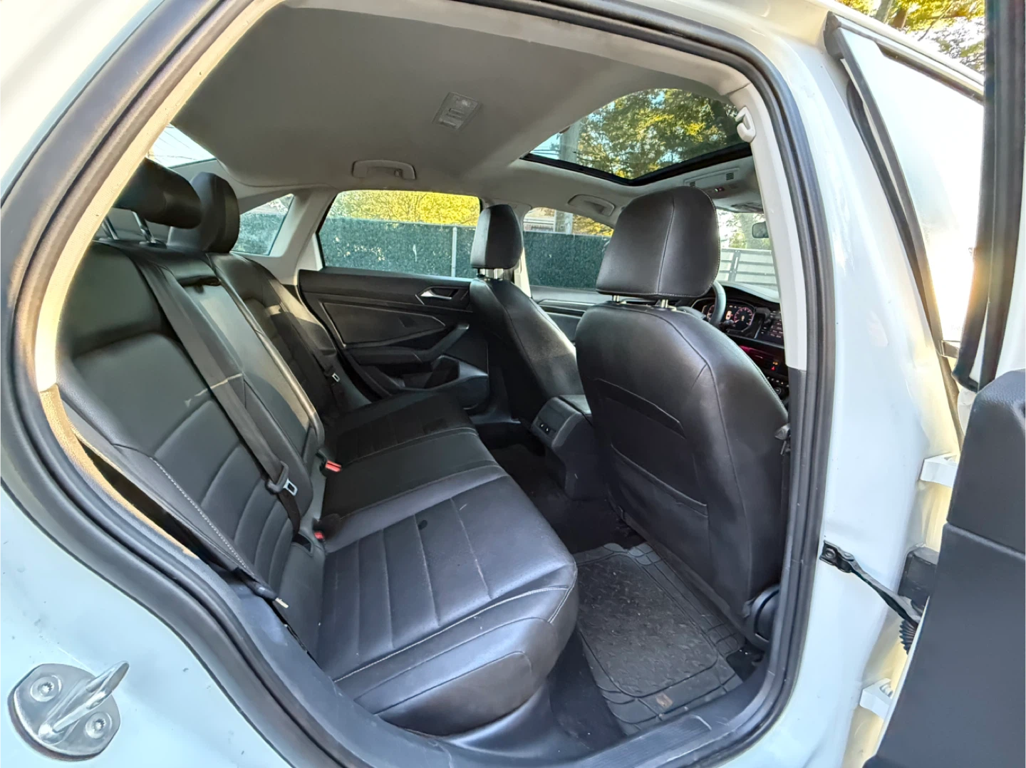 2021 White Volkswagen Jetta Sedan SEL - photo 5