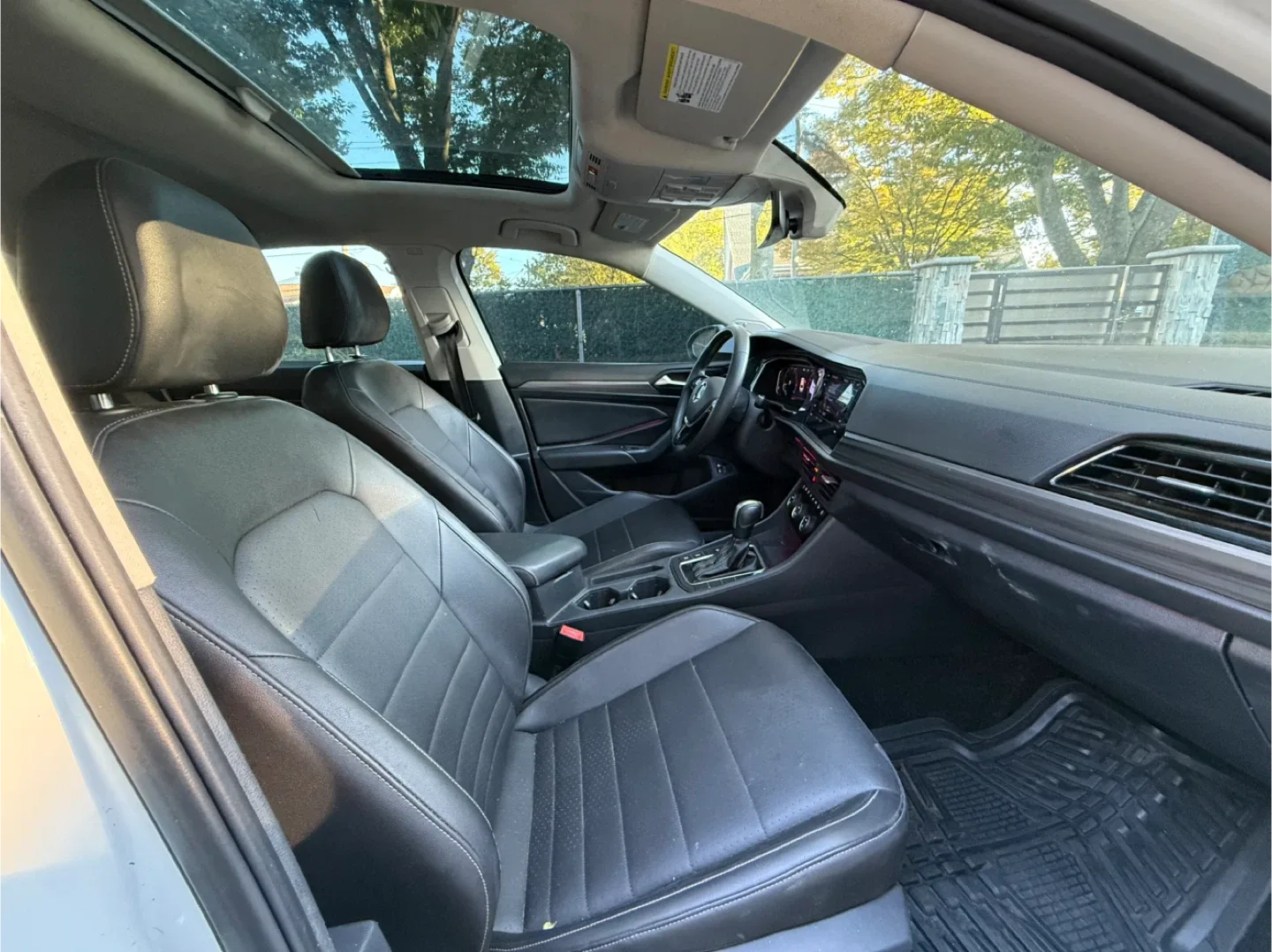 2021 White Volkswagen Jetta Sedan SEL image indicator(10)