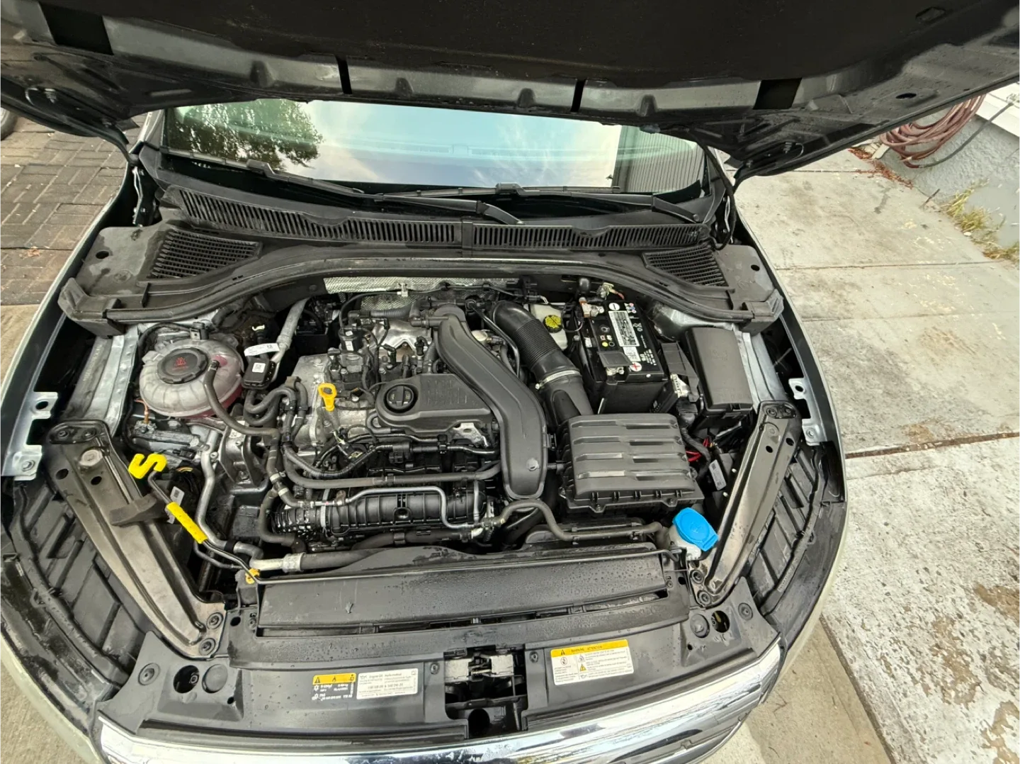 2022 Volkswagen Jetta - Gray Sedan image indicator(9)