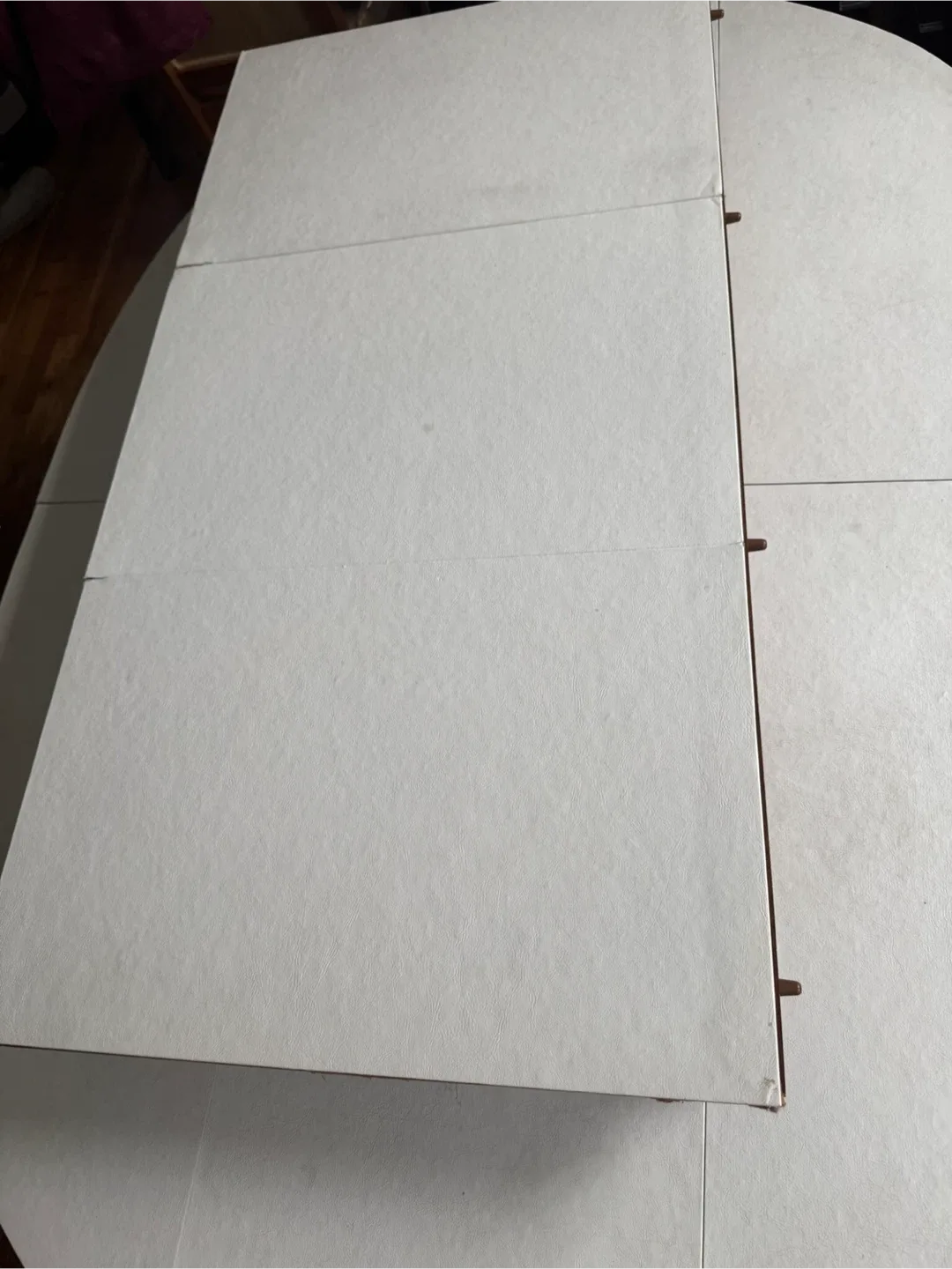 Oval Wooden Extendable Dining Table image indicator(8)