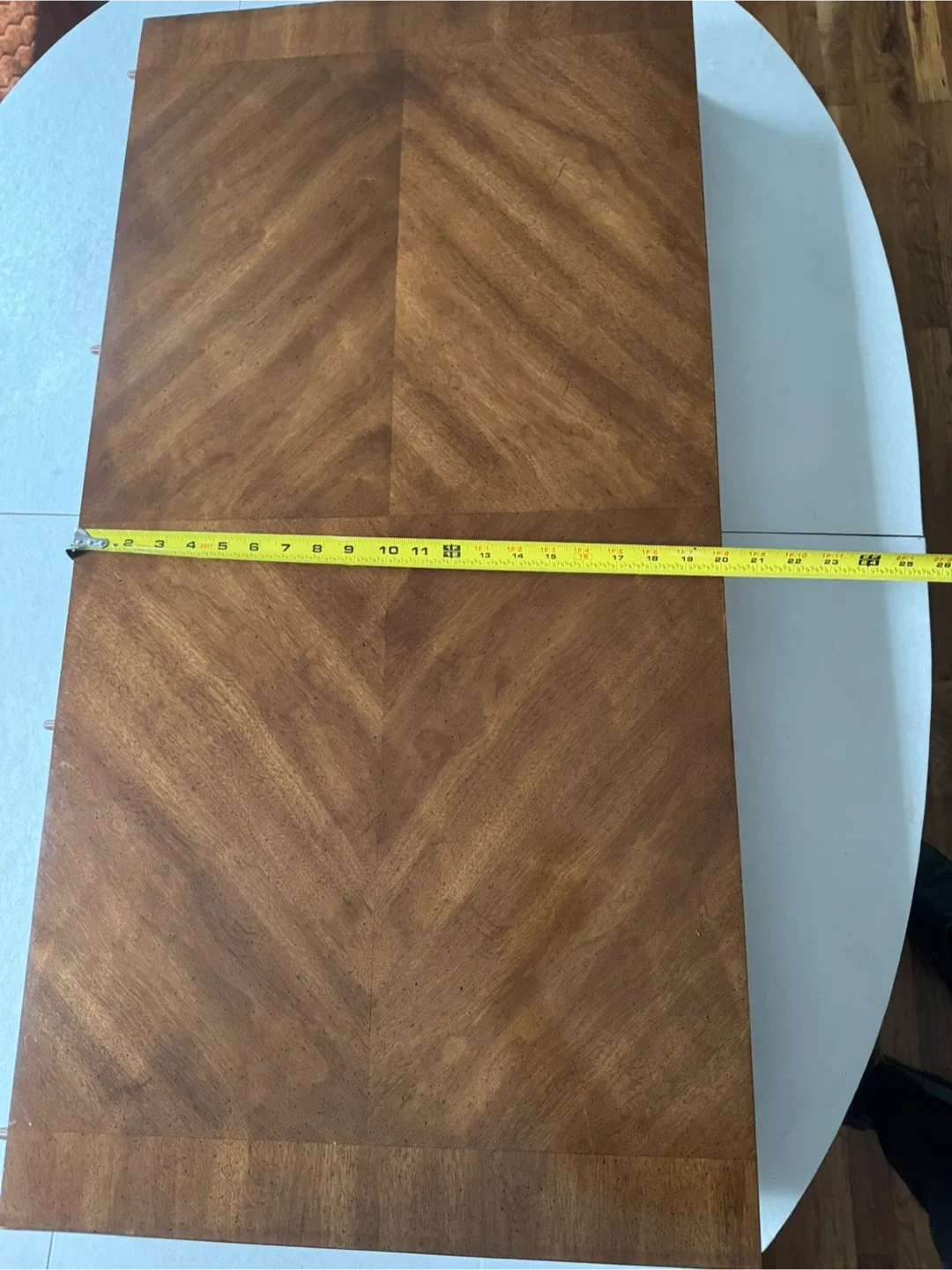 Oval Wooden Extendable Dining Table image indicator(7)