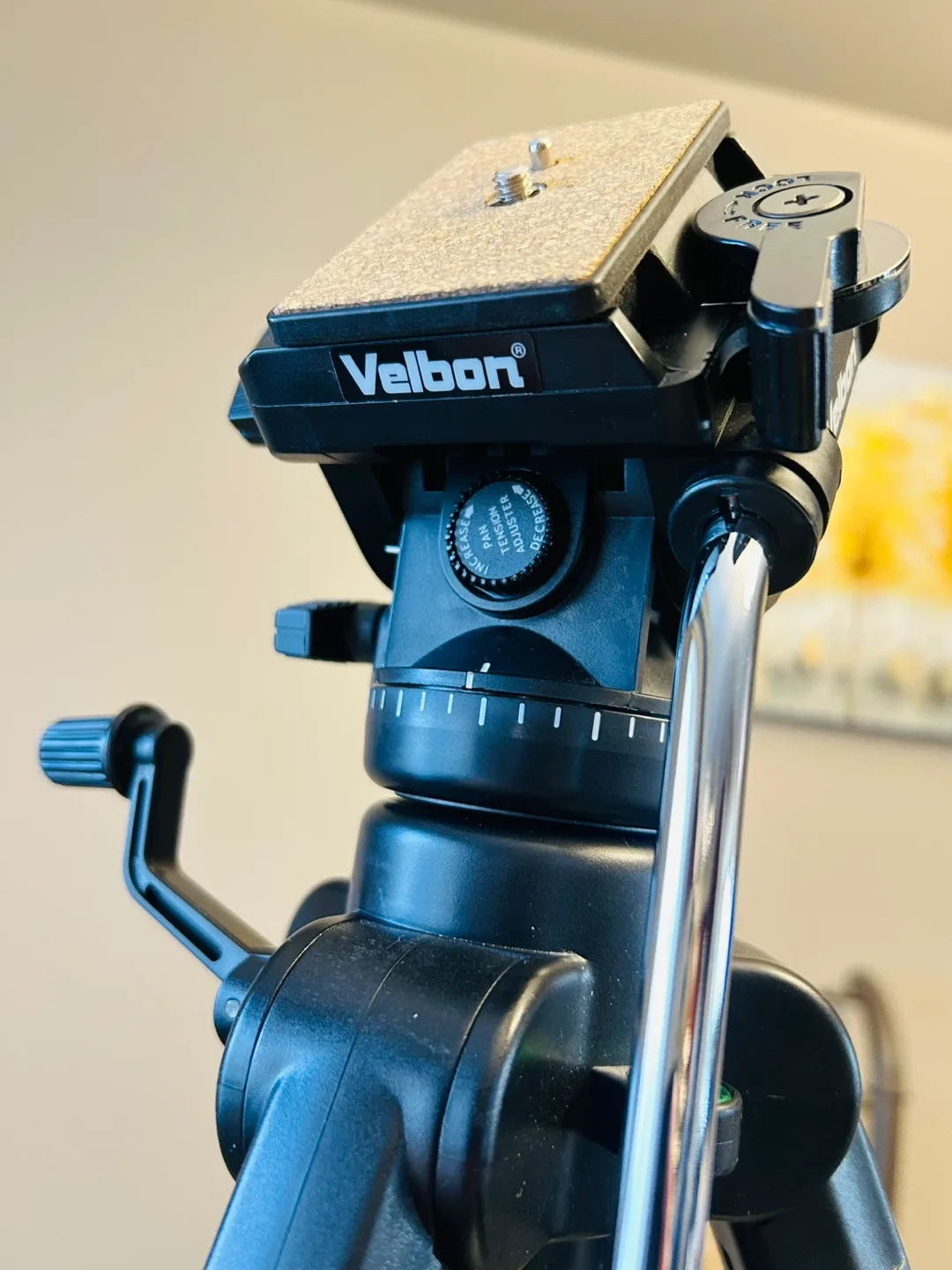 *NEW* Velbon CX686 Midsized Tripod image indicator(5)