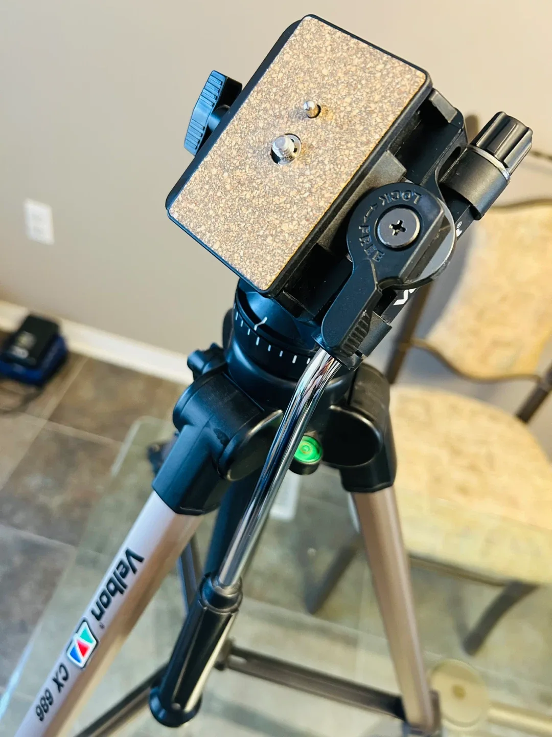 *NEW* Velbon CX686 Midsized Tripod image indicator(3)