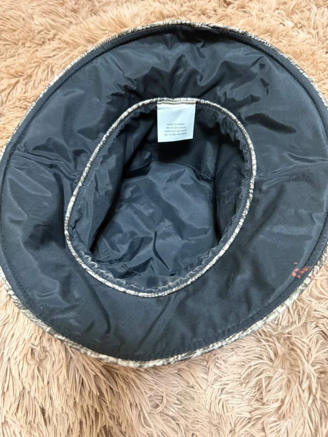 Snakeskin Bucket Hat image indicator(3)