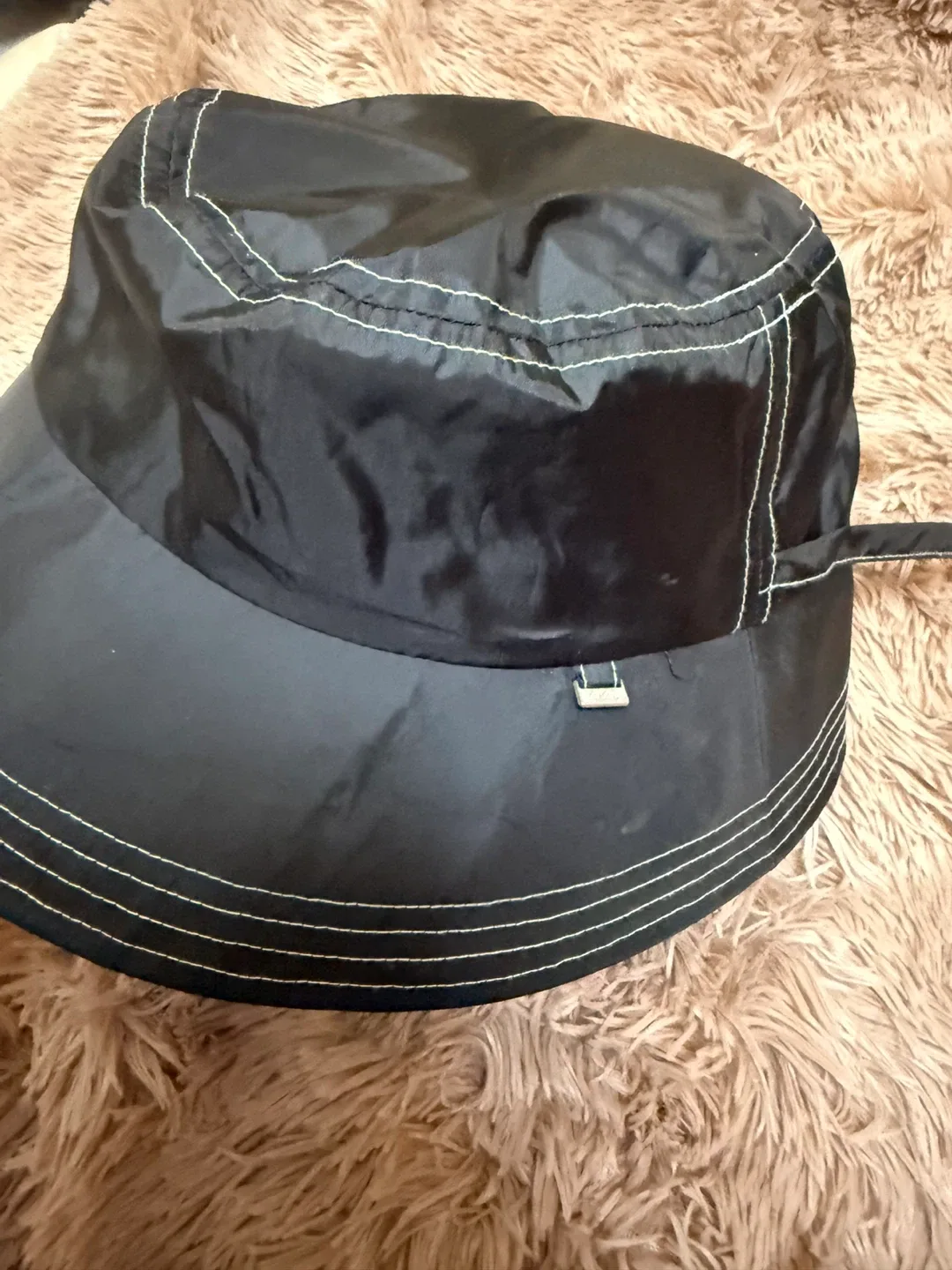 Totes Black Rain Bucket Hat image indicator(3)