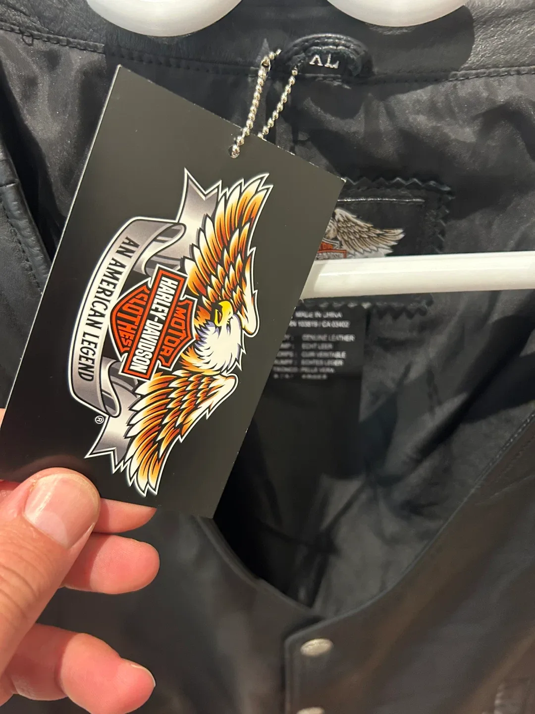 Harley Davidson Men’s PATHWAY Leather Snap Vest - XXL image indicator(2)