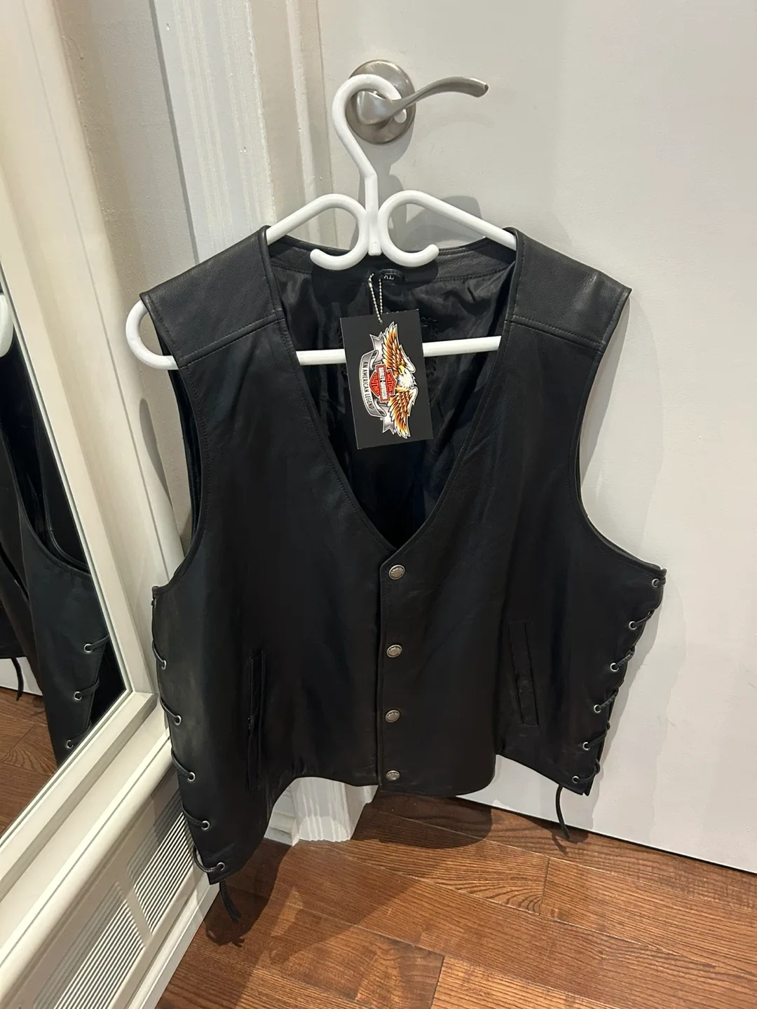 Harley Davidson Men’s PATHWAY Leather Snap Vest - XXL image indicator(3)