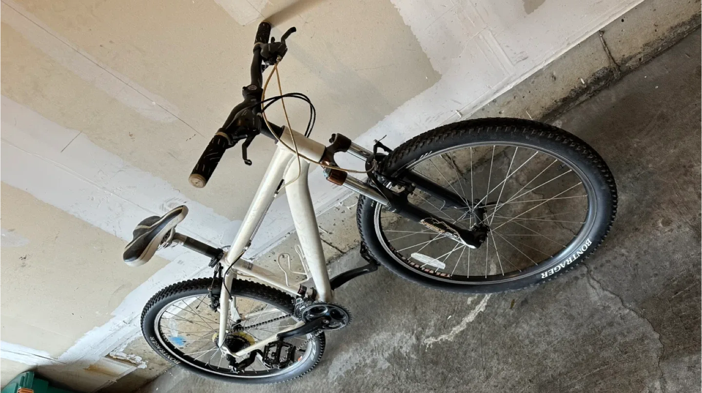 Trek Mountain Bike - 26 inch wheel image indicator(9)