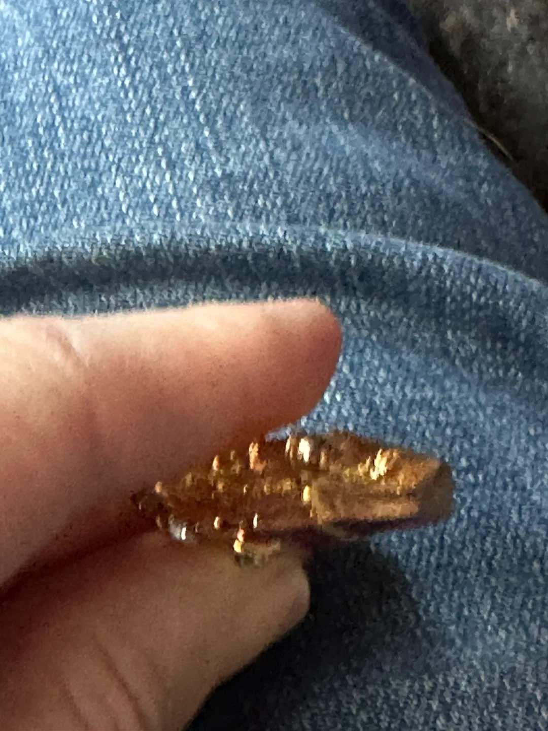 Red Gift Box Brooch with Rhinestones image indicator(3)