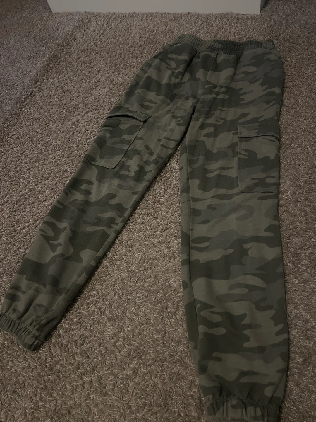 Camo Joggers - Size L (11-13)