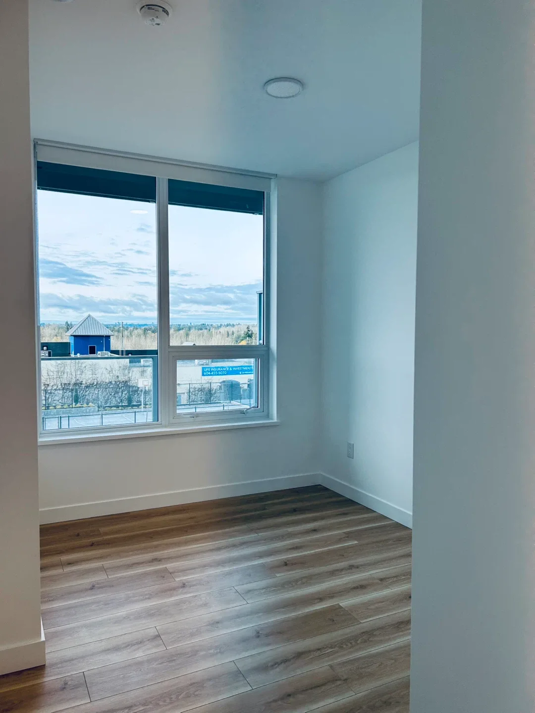 Private Room + den + private bathroom