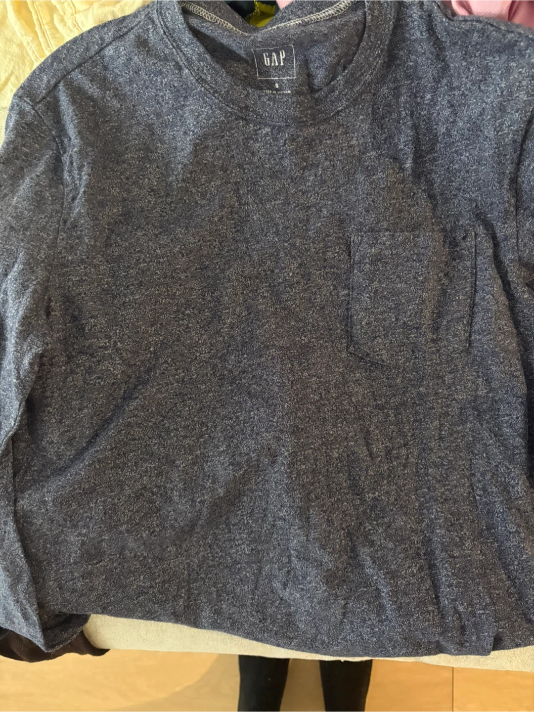 FREE- clothing giveaway - photo 4