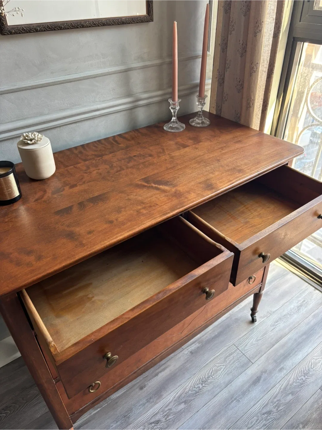 Vintage Wooden Dresser image indicator(3)