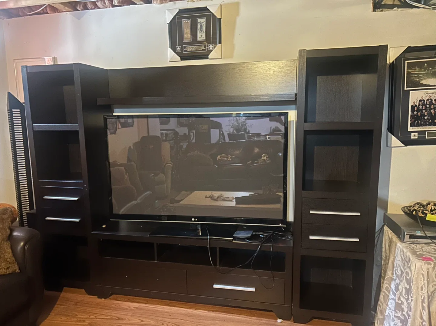 Entertainment Unit with Shelves
