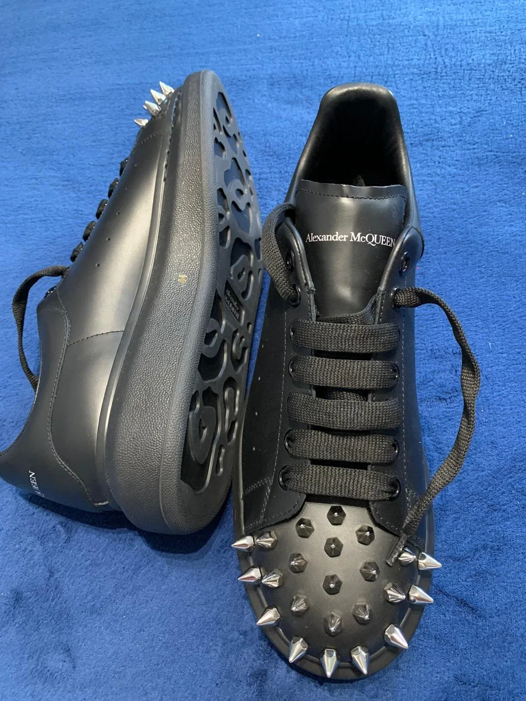 Alexander McQueen Studded Sneakers - Black image indicator(6)