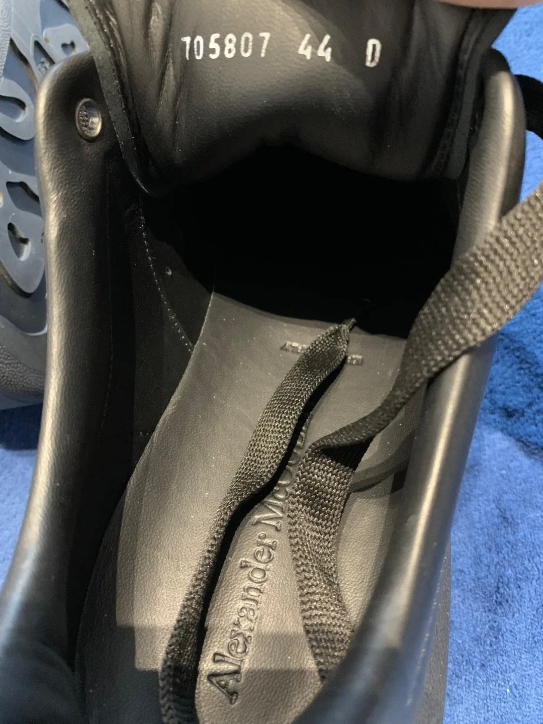 Alexander McQueen Studded Sneakers - Black image indicator(7)