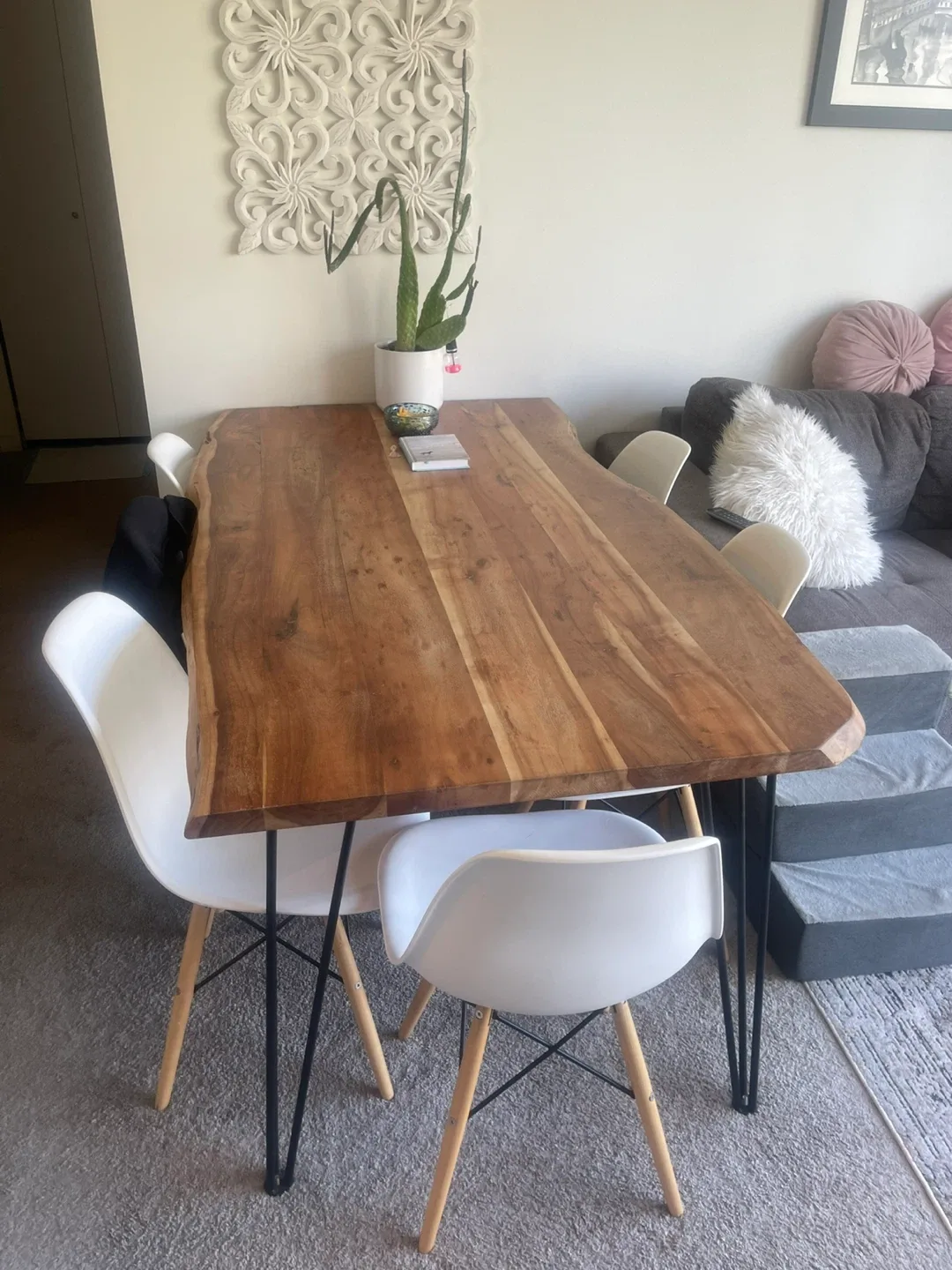 Live Edge Wood Dining Table image indicator(4)