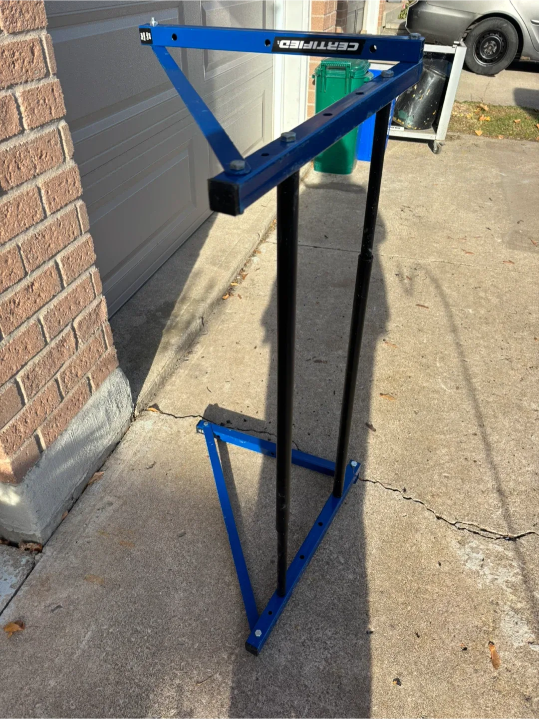 Certified Wall Mount Tire Rack 300-lb