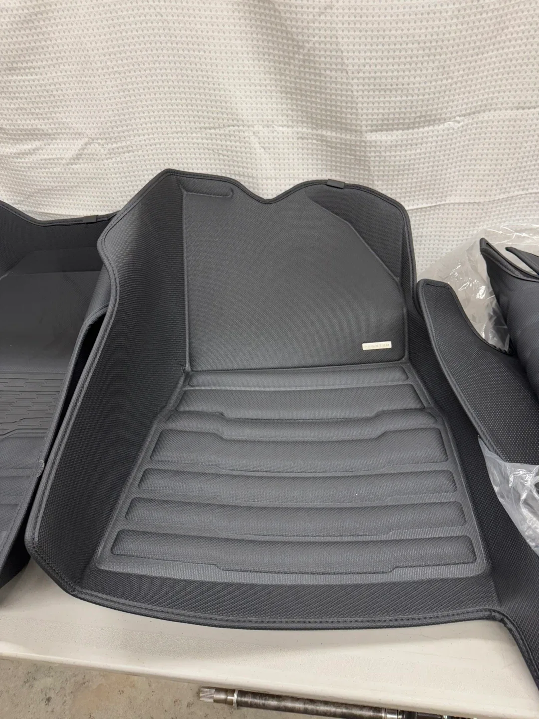TuxMat Floor Mats Tesla Model 3 image indicator(8)