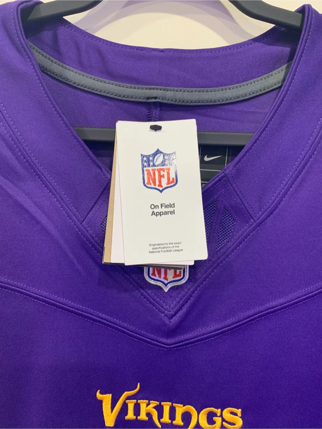 NEW UNWORN Nike Vikings #18 Jersey Justin Jefferson - Size L image indicator(2)