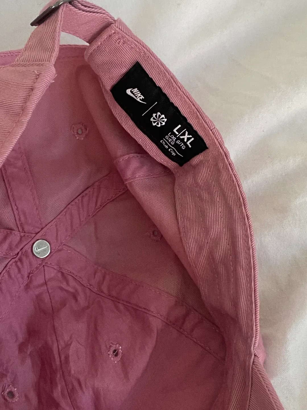 Nike Club Cap - L/XL - Pink image indicator(2)