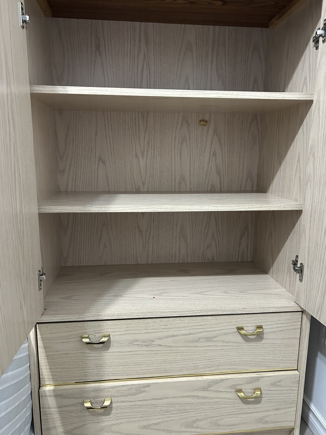 Free Wooden Wardrobe with Drawers - photo 2