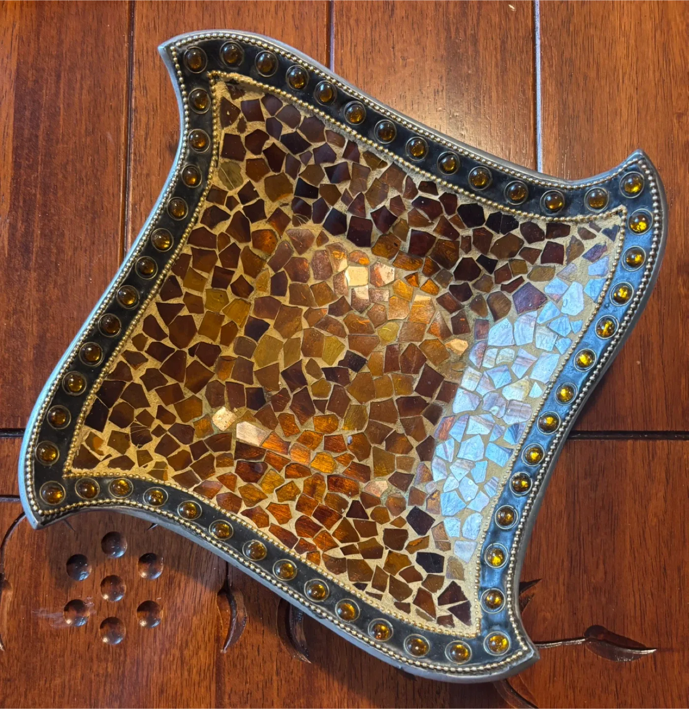 Mosaic Decorative Plate image indicator(2)