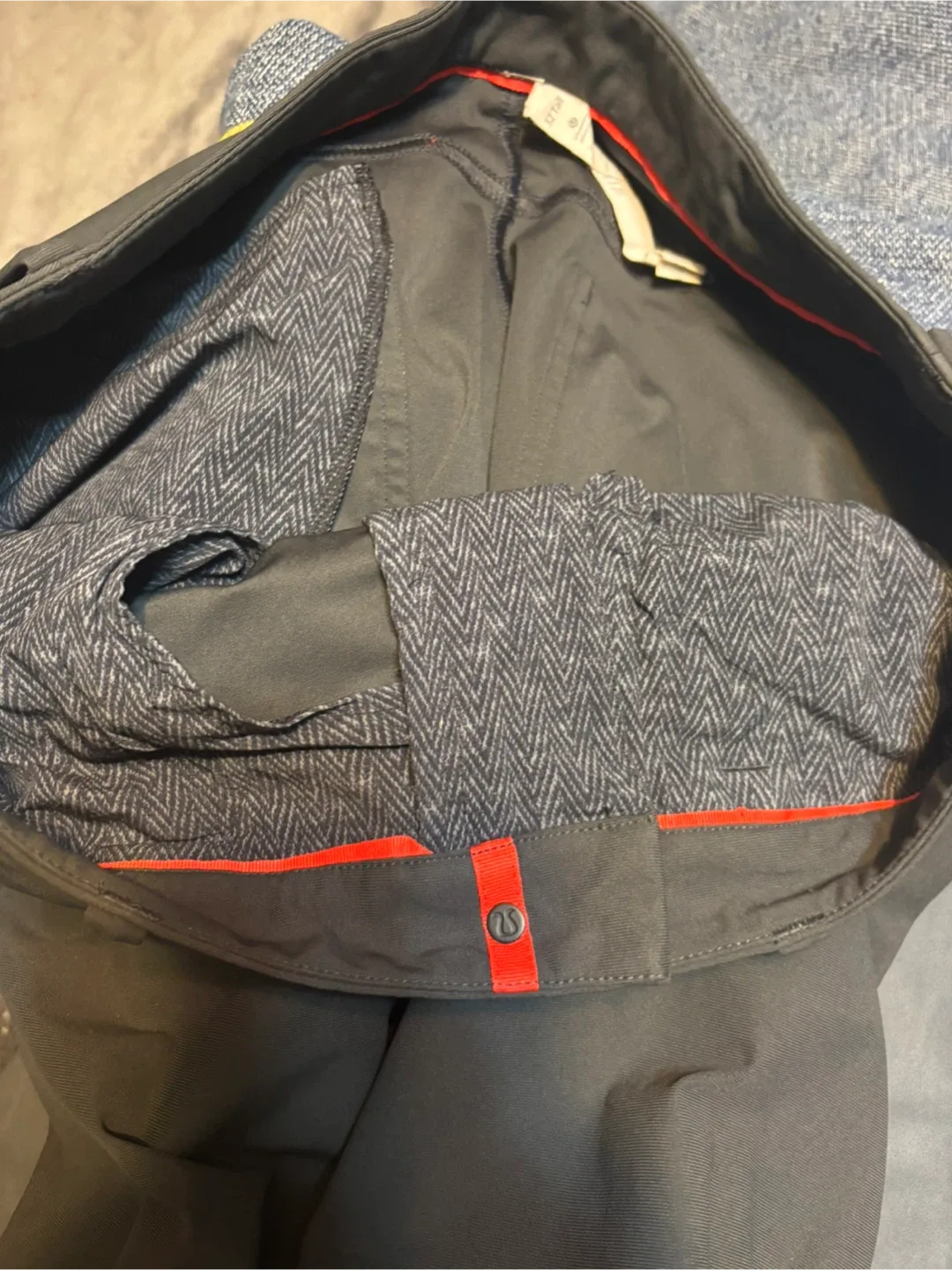 Lululemon ABC Pants 32 Tall image indicator(9)