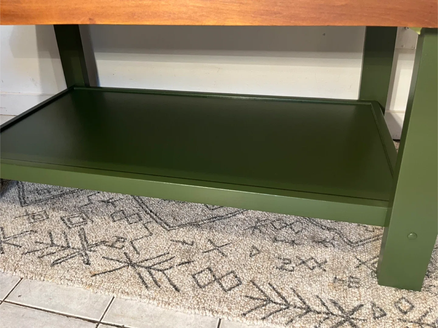 Walnut coffee table image indicator(7)