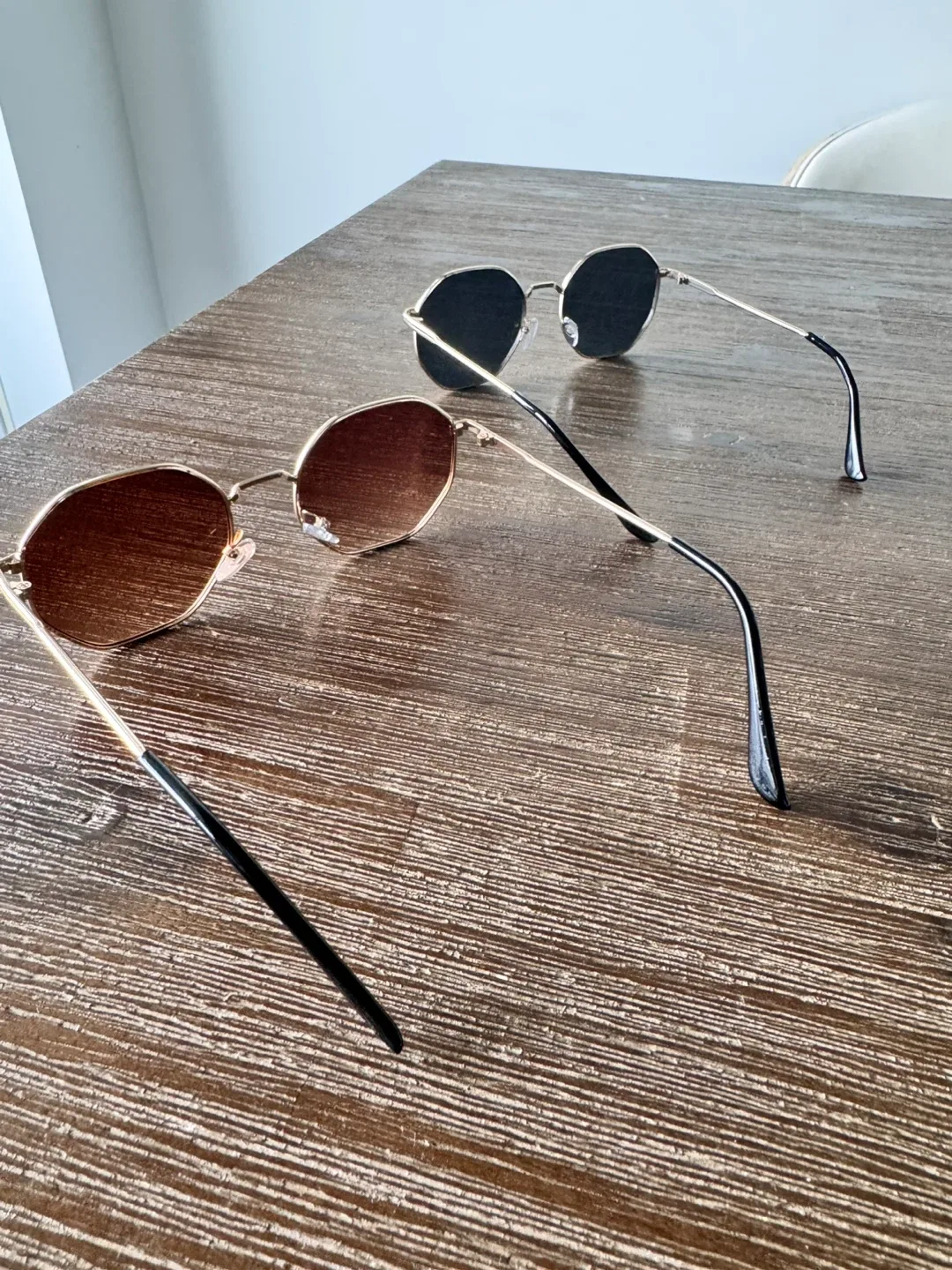 Two pairs of sunglasses image indicator(2)