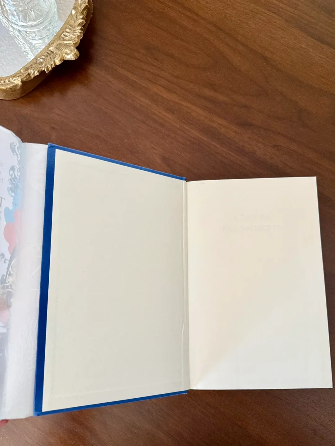 A Day of Fallen Night by Samantha Shannon image indicator(3)