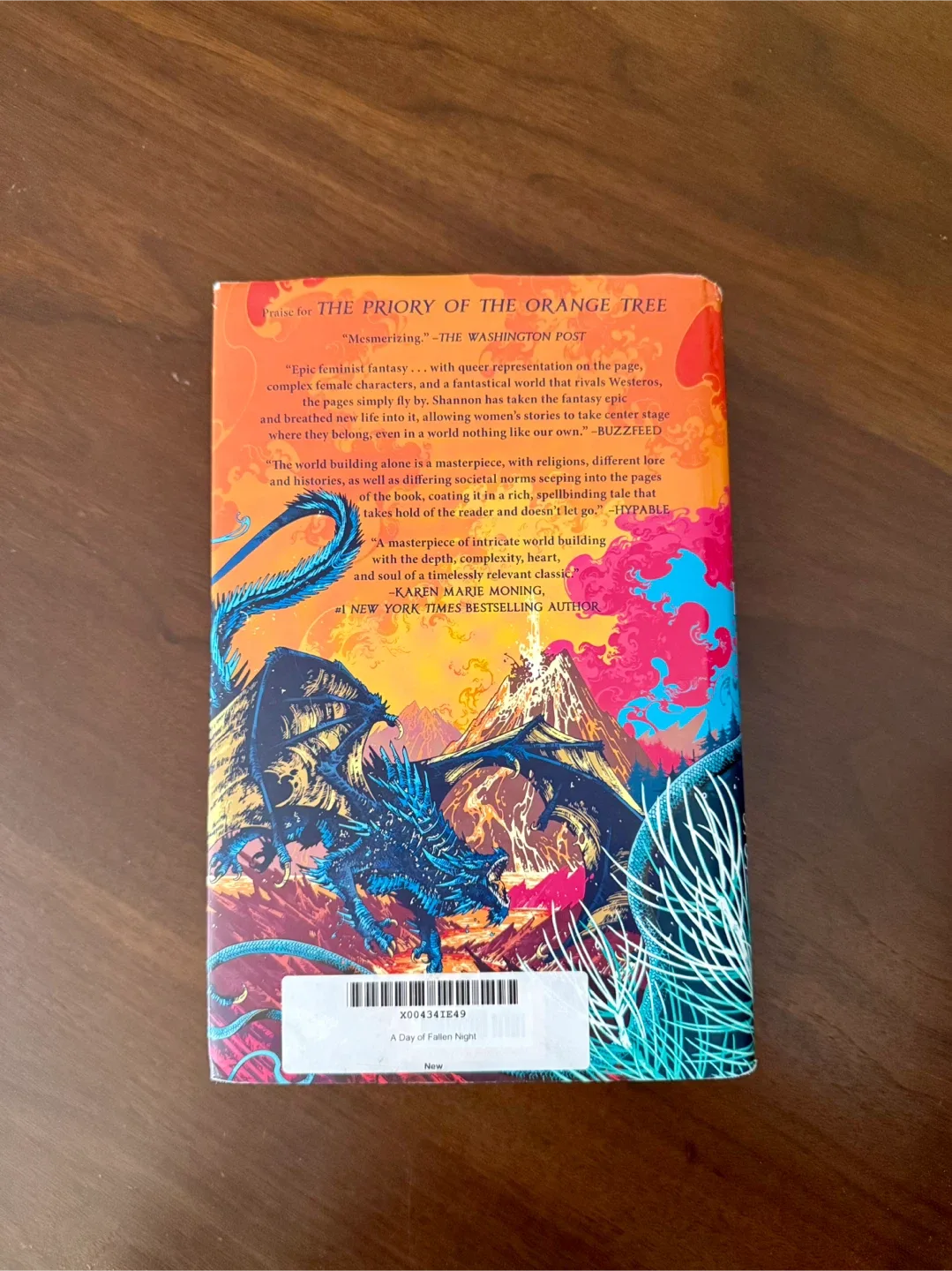 A Day of Fallen Night by Samantha Shannon image indicator(2)