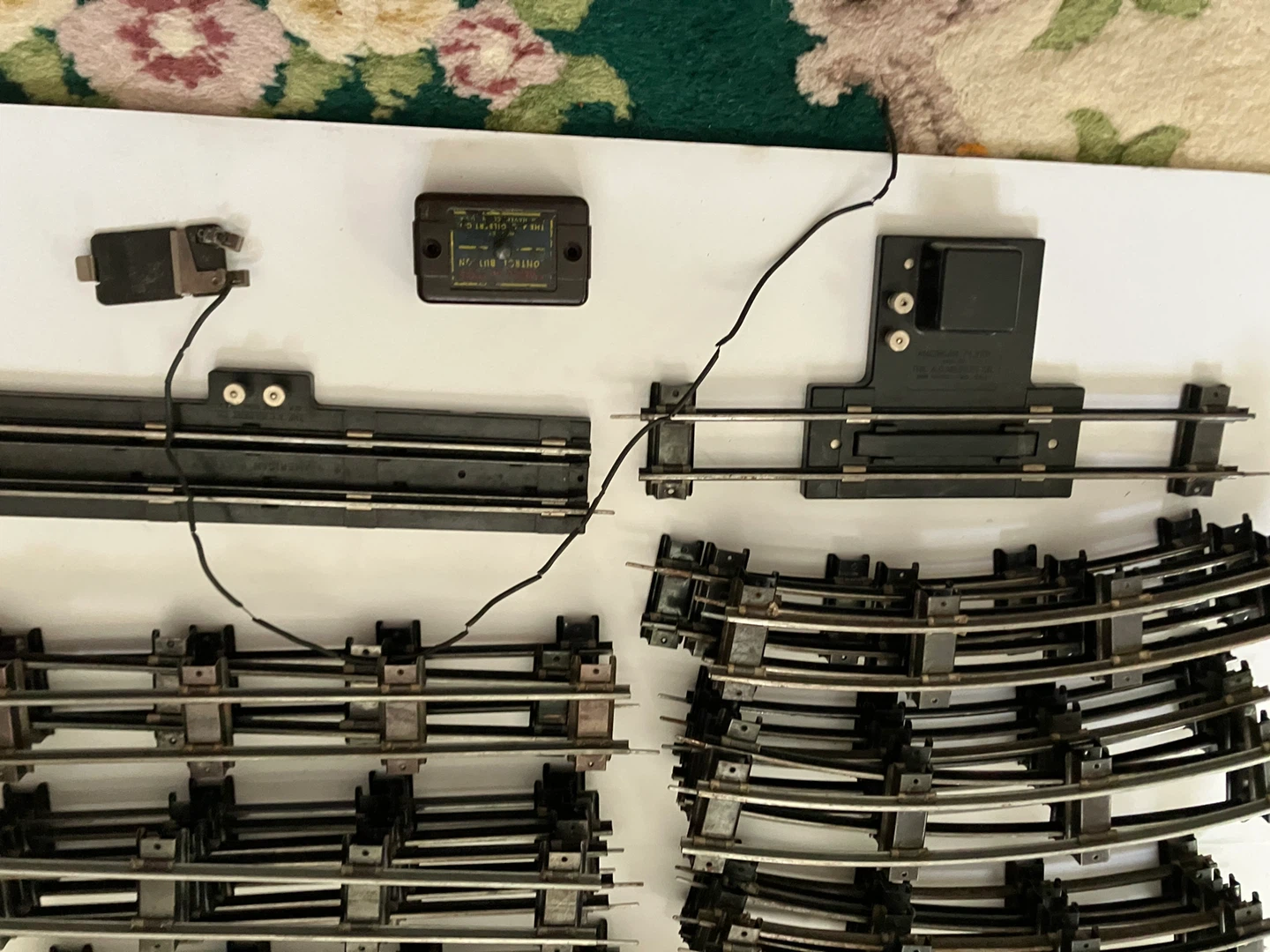 Vintage  Train Tracks & Transformer - photo 2