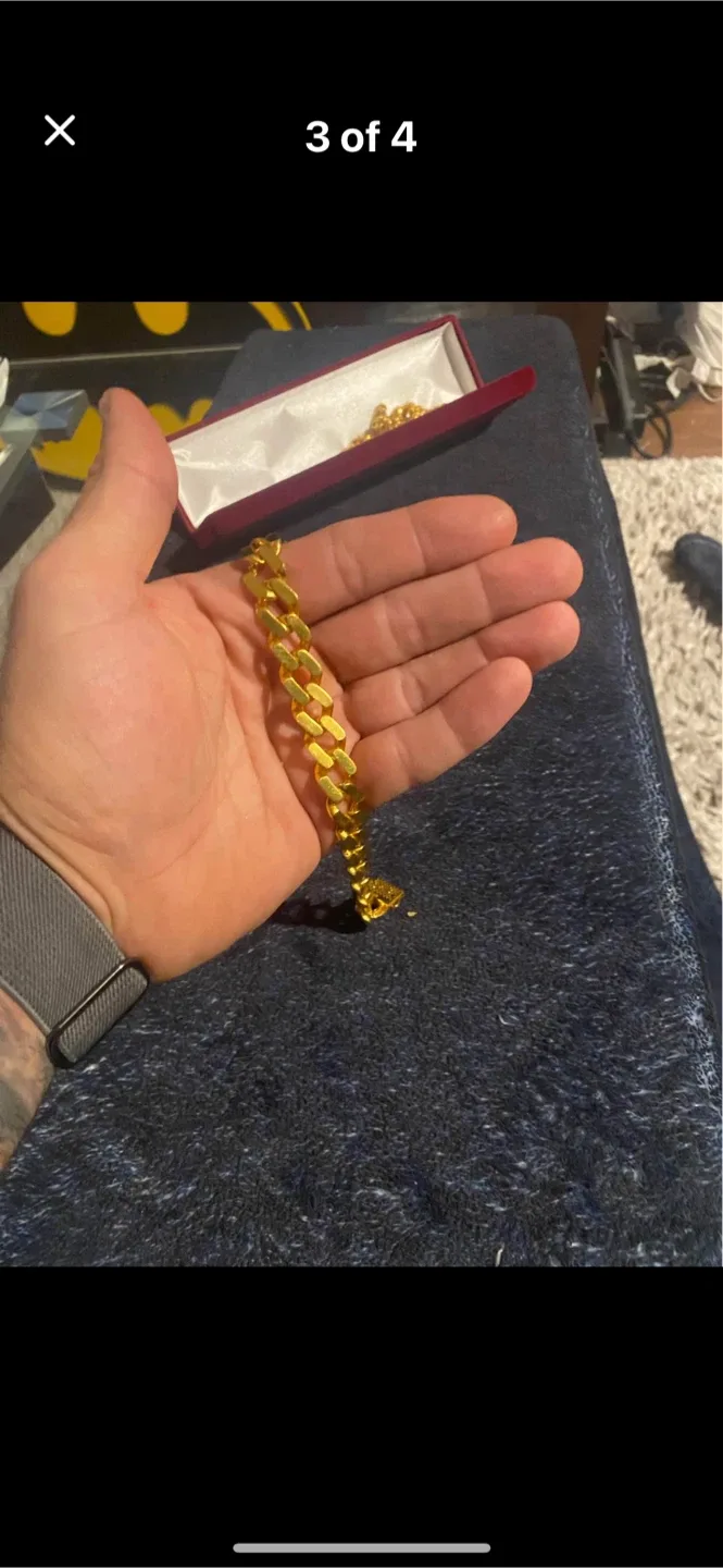 22karat Gold Cuban Link Bracelet