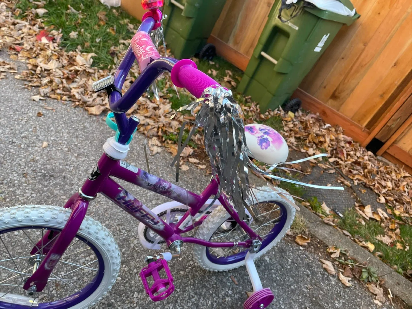 Huffy Sea Star Girls' Bike - Purple & White