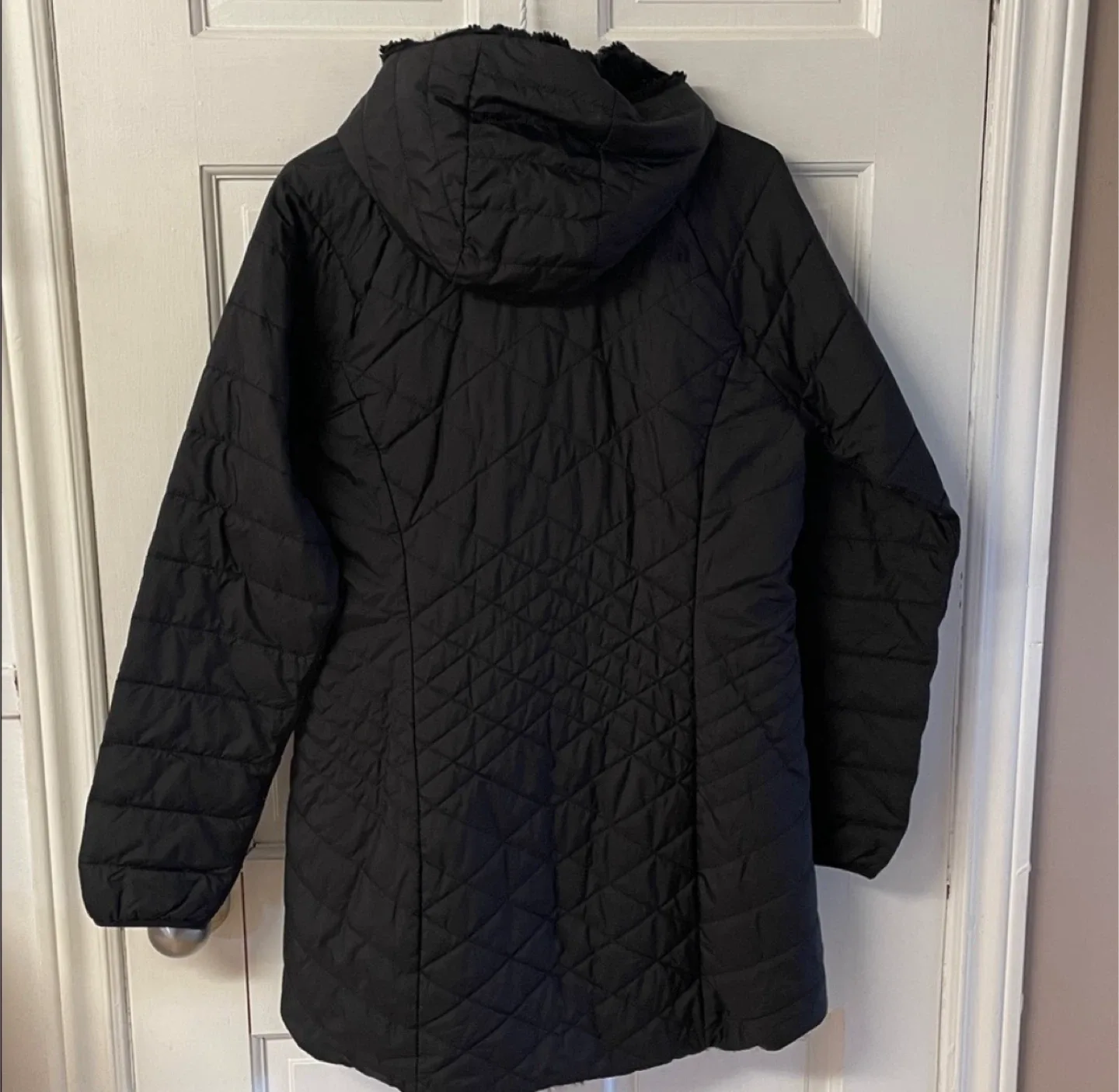 The North Face Black Quilted Reversible Winter Jacket image indicator(3)