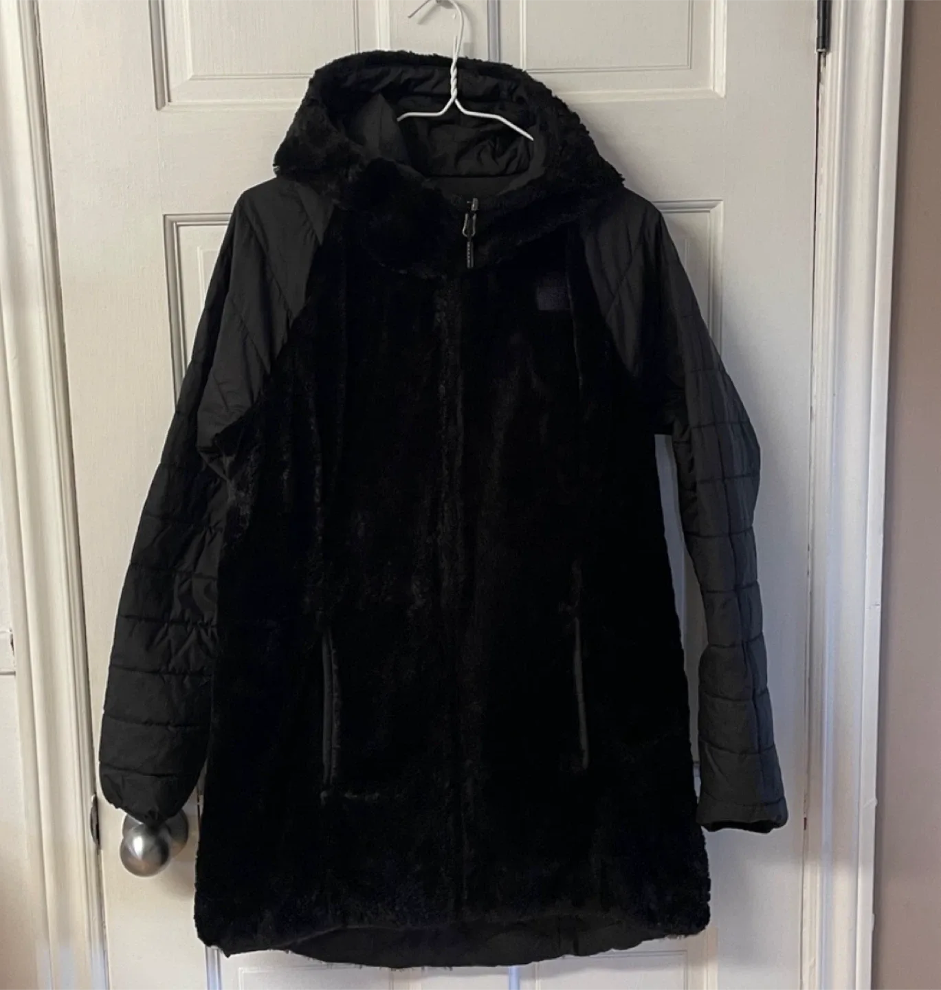 The North Face Black Quilted Reversible Winter Jacket image indicator(2)