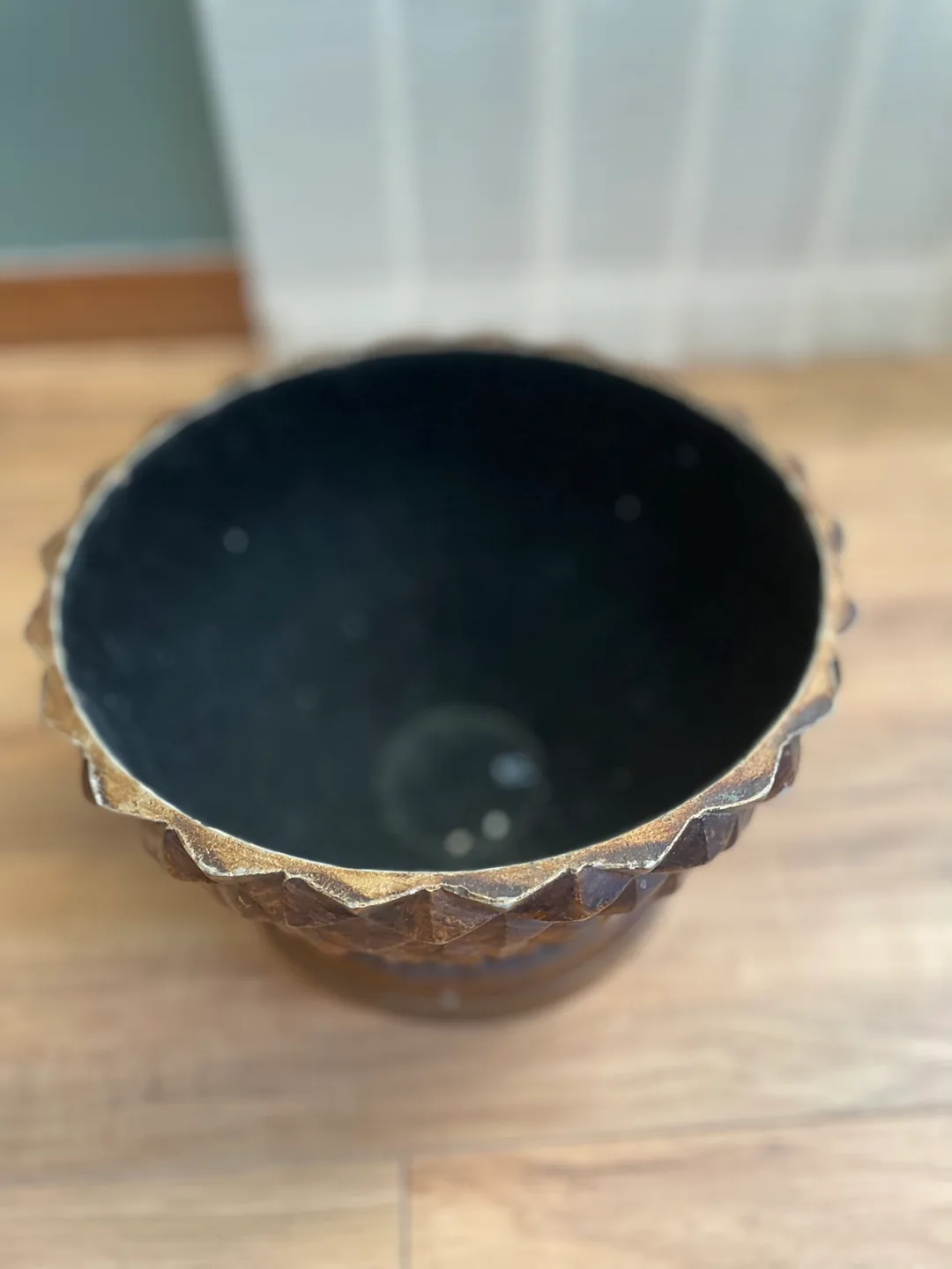 Decorative Lidded Bowl - Gold image indicator(3)